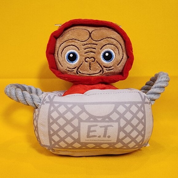 E.T. Basket Plush Dog Cat Toy Squeaks Extra Terrestrial Steven Spielberg E.T NEW - Picture 2 of 10